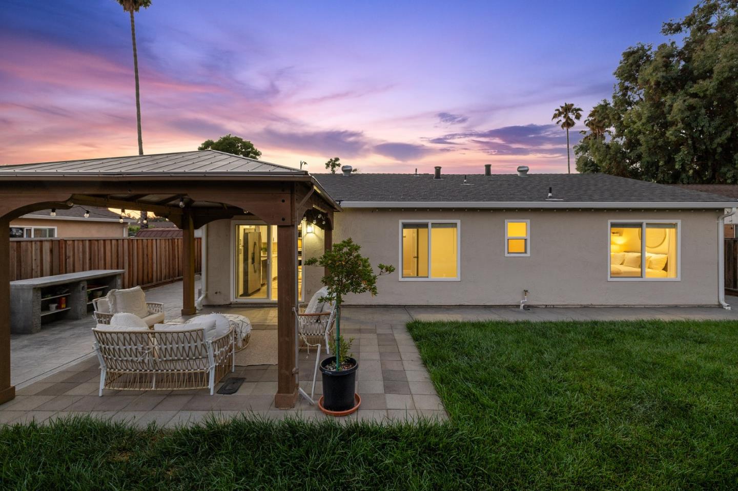 1194 Winslow Drive