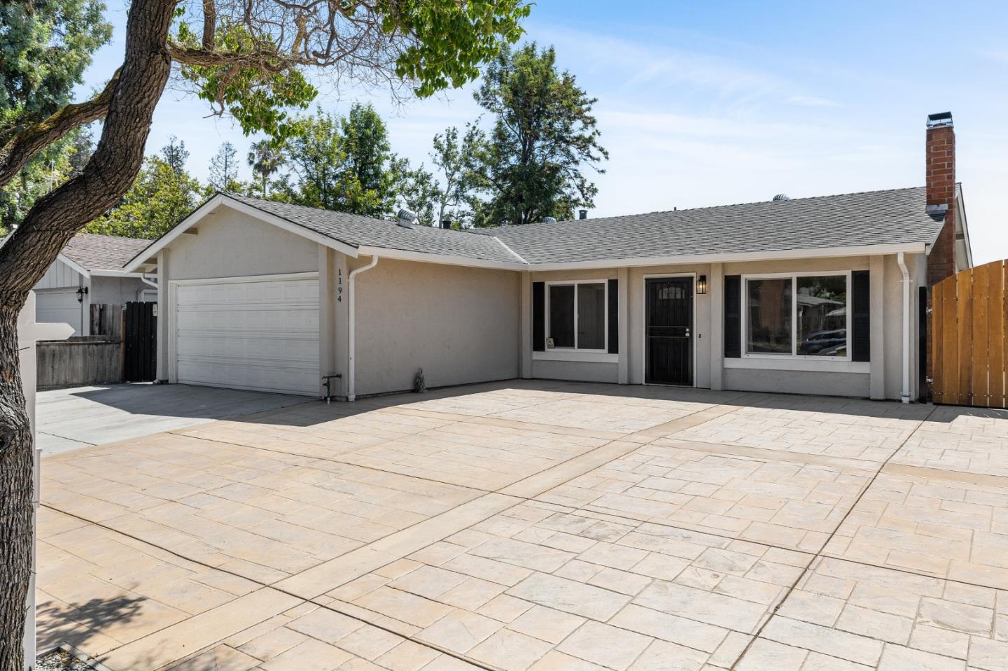 1194 Winslow Drive