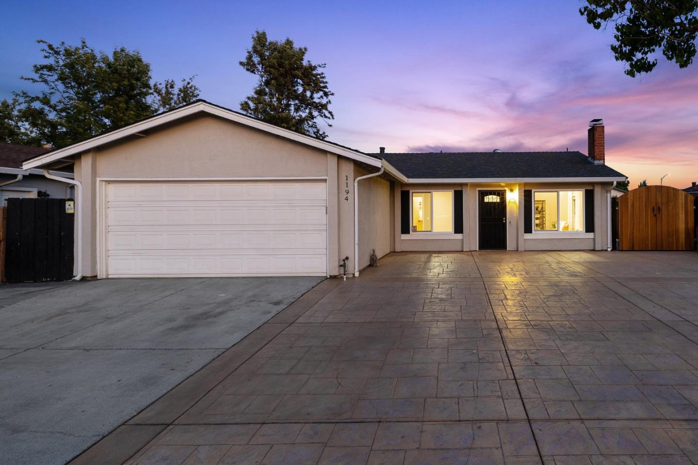 1194 Winslow Drive