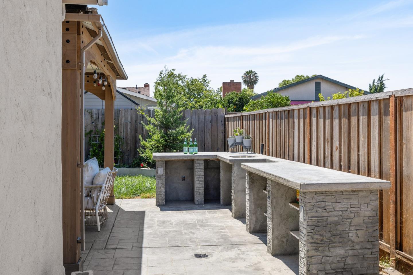 1194 Winslow Drive