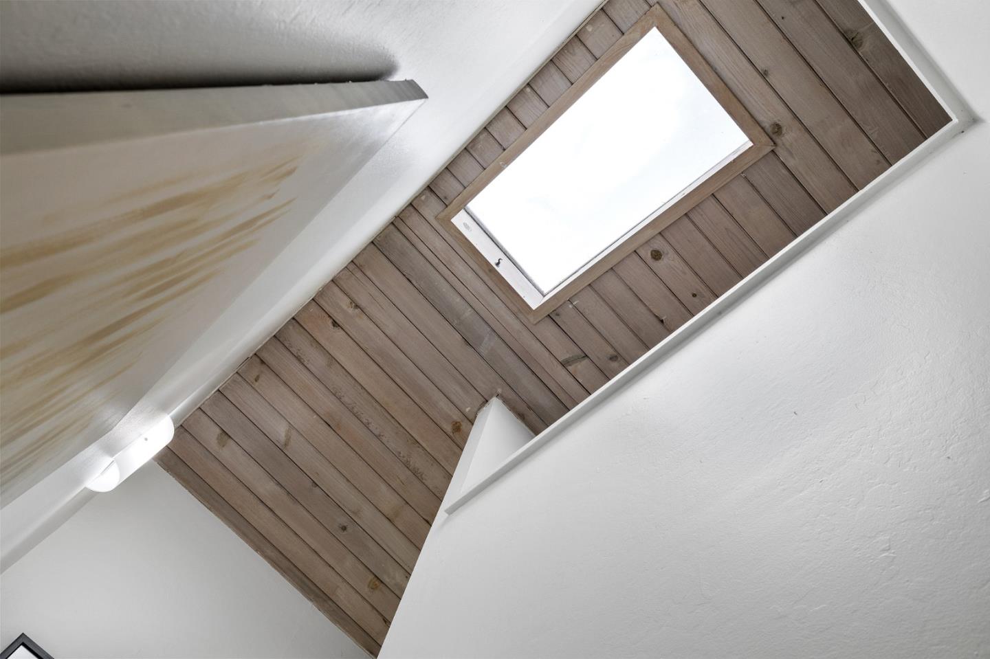 1155 Weyburn Lane Unit: 20