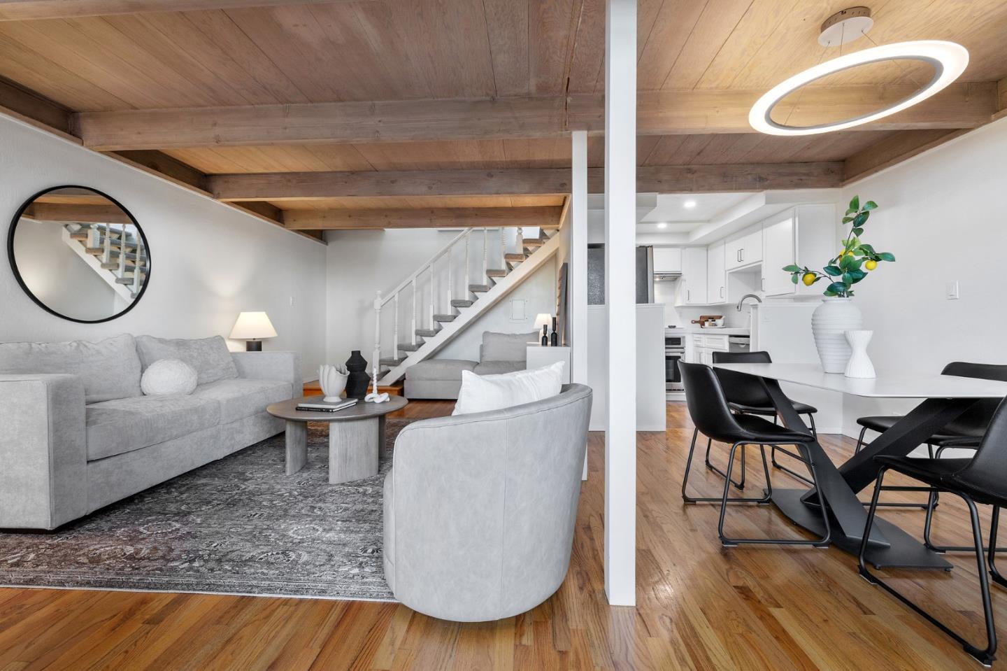 1155 Weyburn Lane Unit: 20