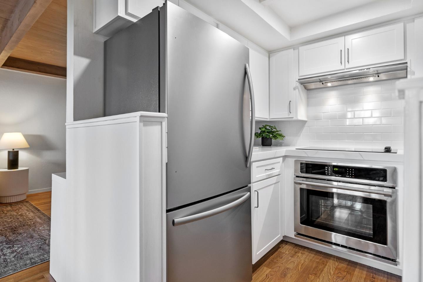 1155 Weyburn Lane Unit: 20