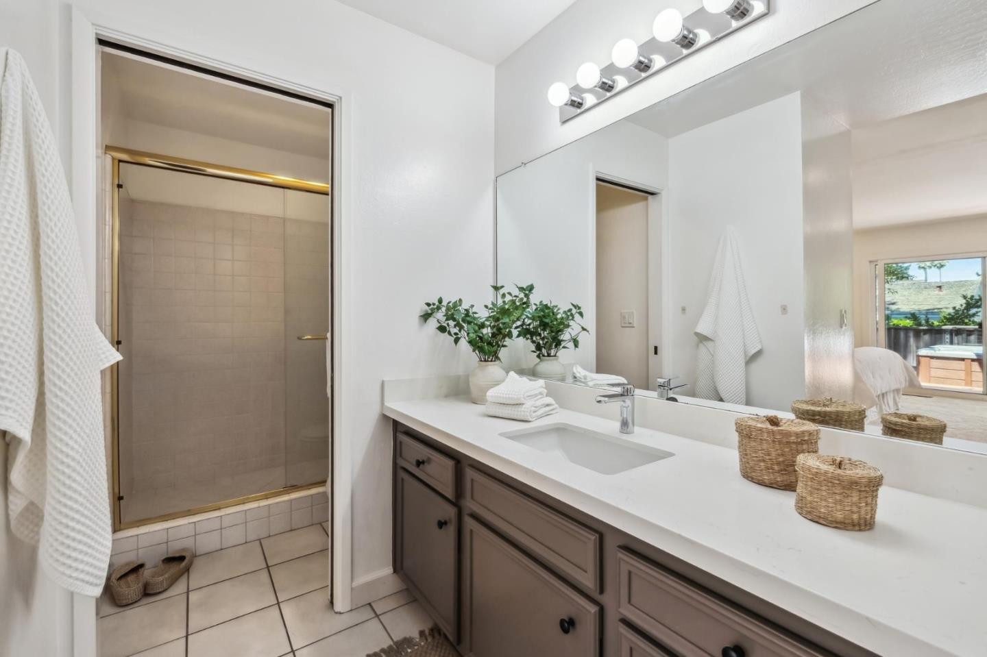 856 Runningwood CIR