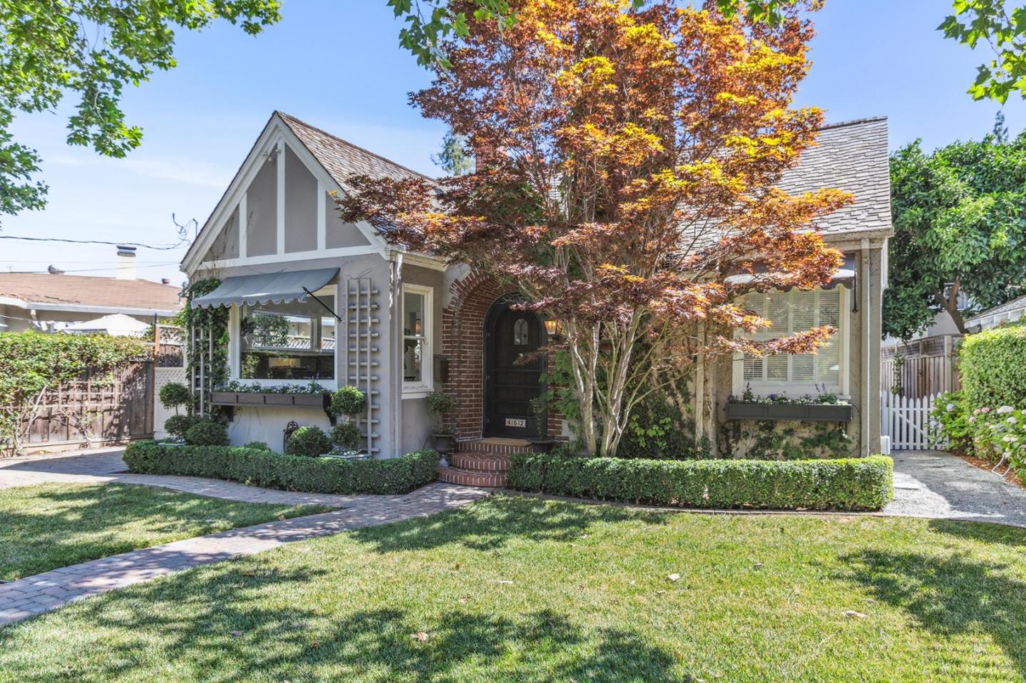452 Shepherd AVE