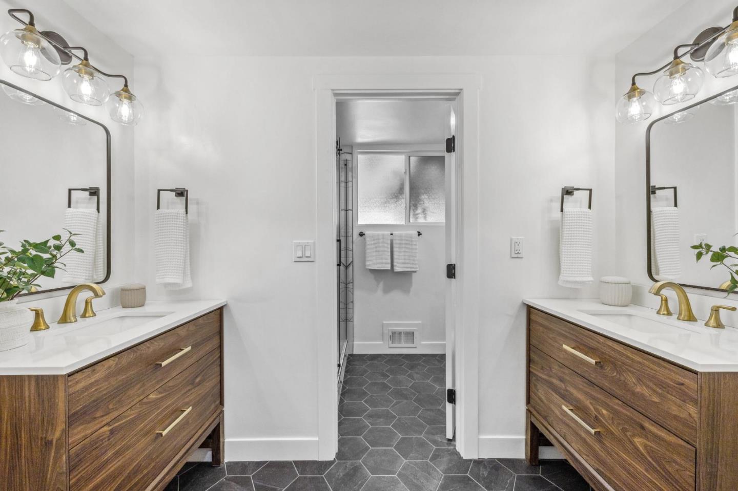 7024 Anjou Creek CIR