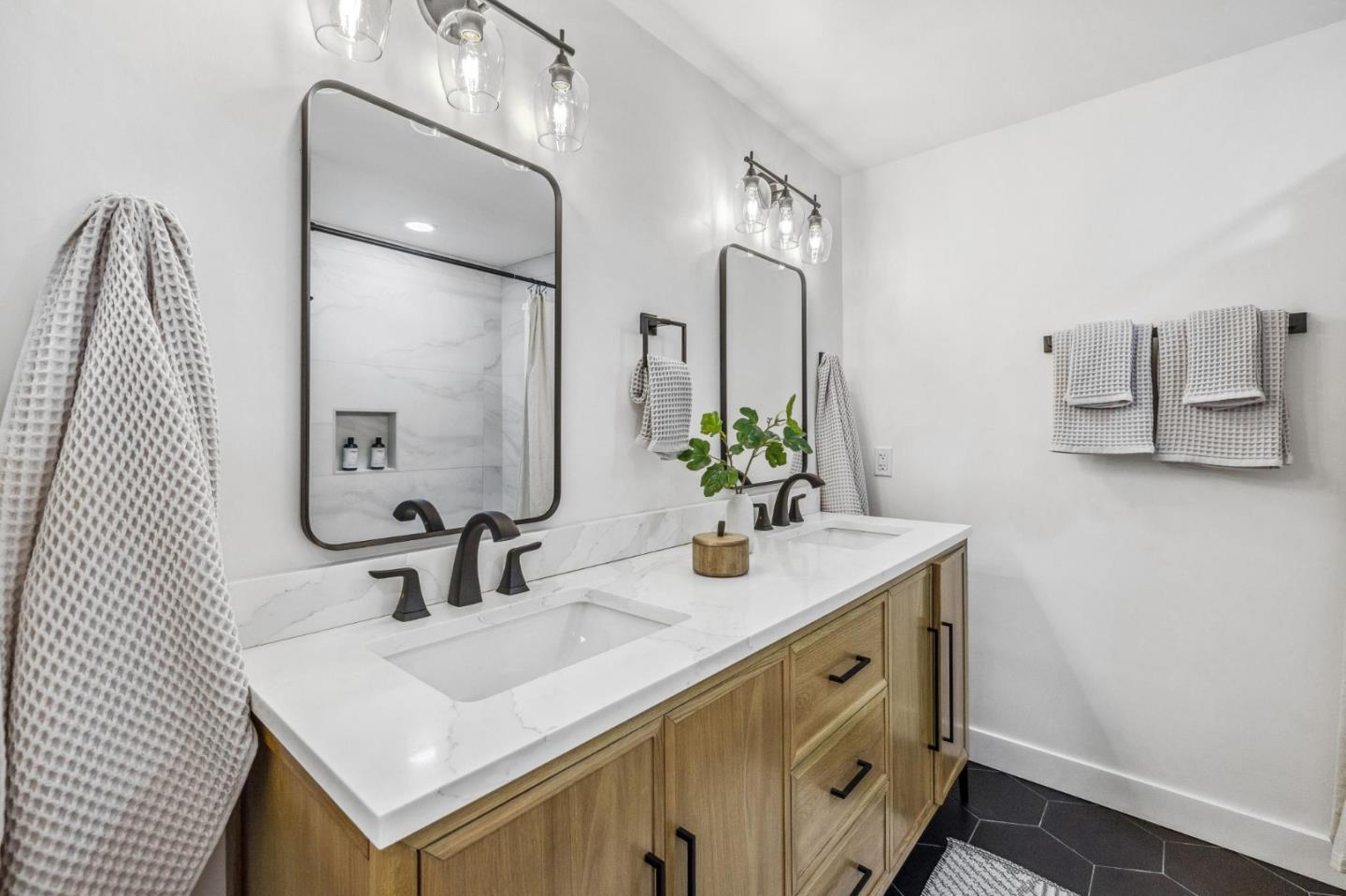 7024 Anjou Creek CIR