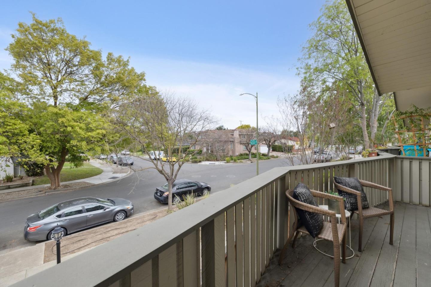 1155 Weyburn LN 9