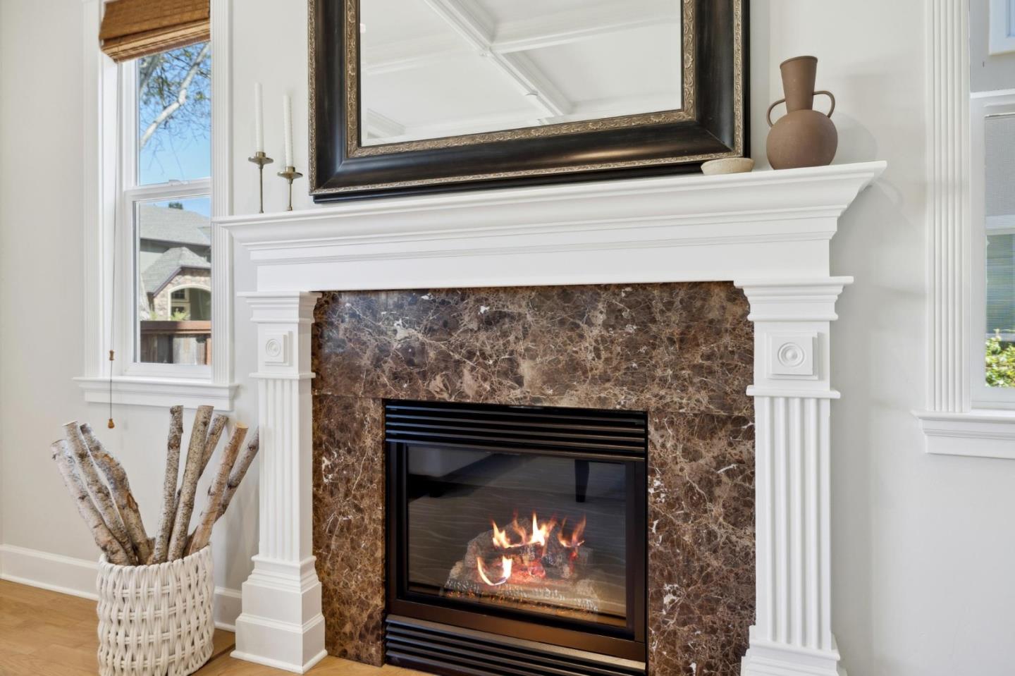 111 Falcon Ridge RD