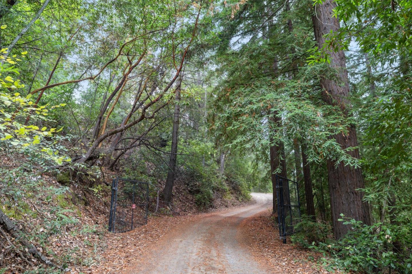 19089 Skyline Boulevard