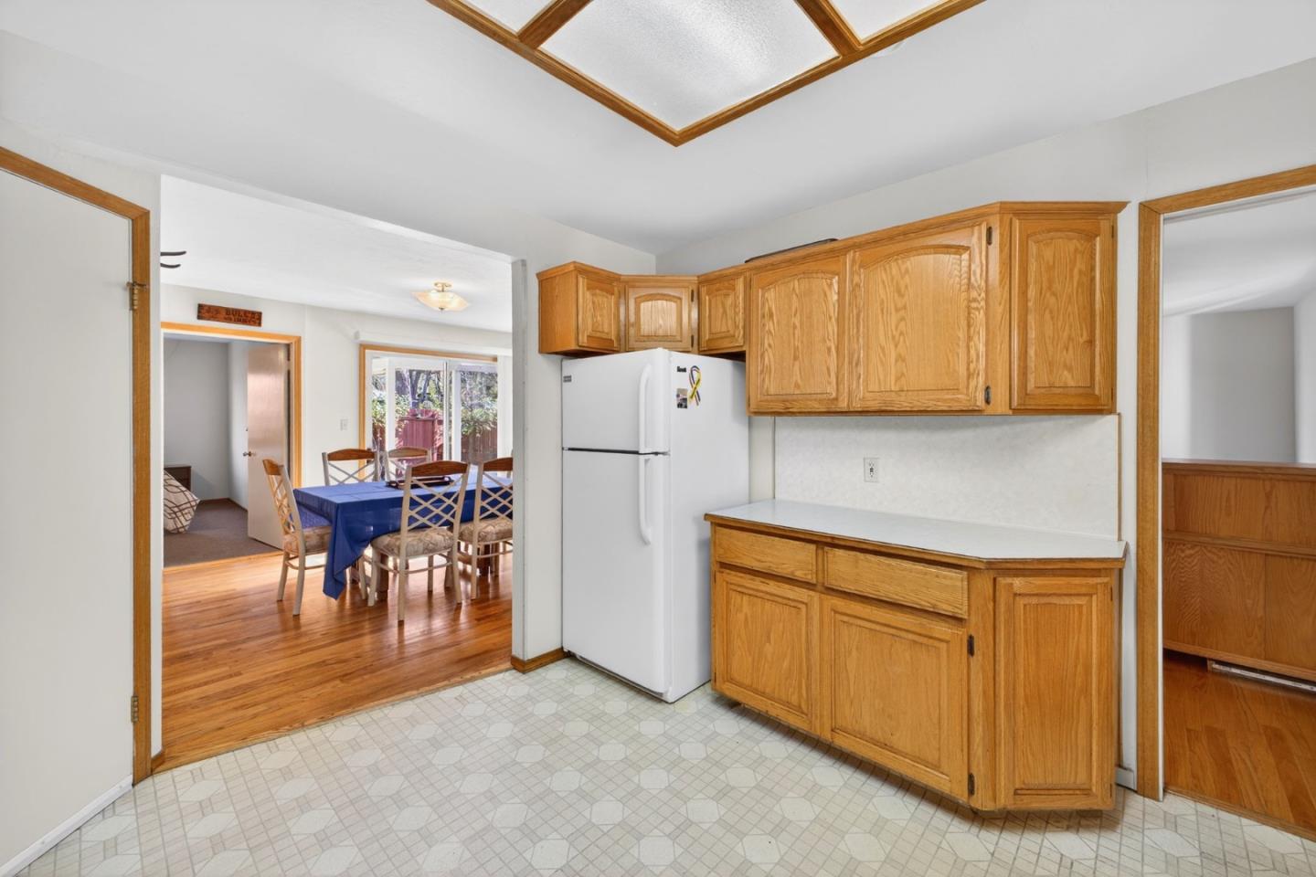 16000 Blossom Hill Road