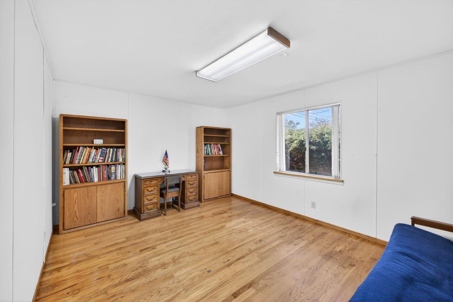 16000 Blossom Hill Road