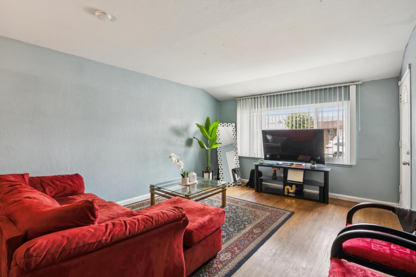 1511 Chabot Way