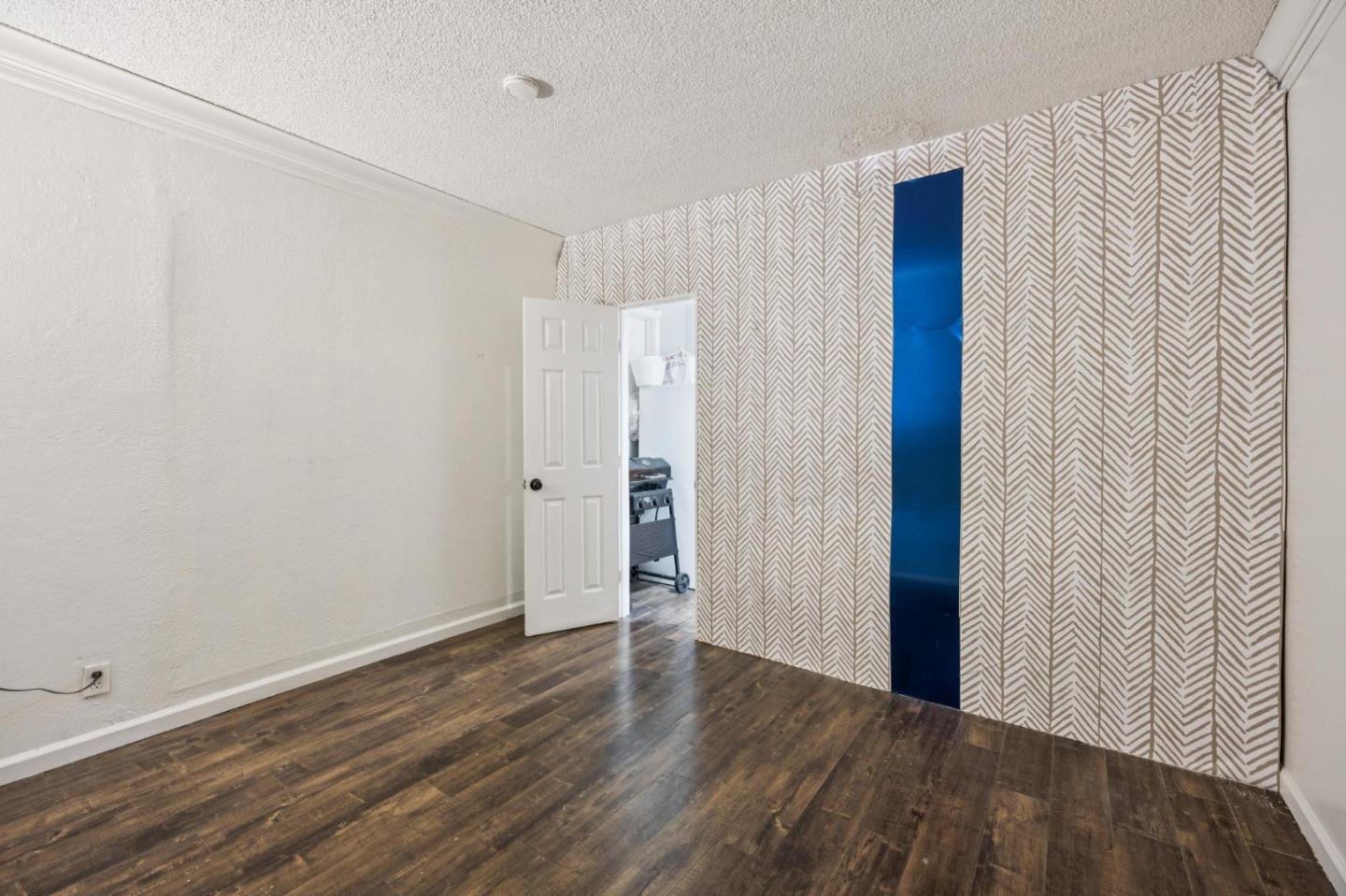 1511 Chabot Way