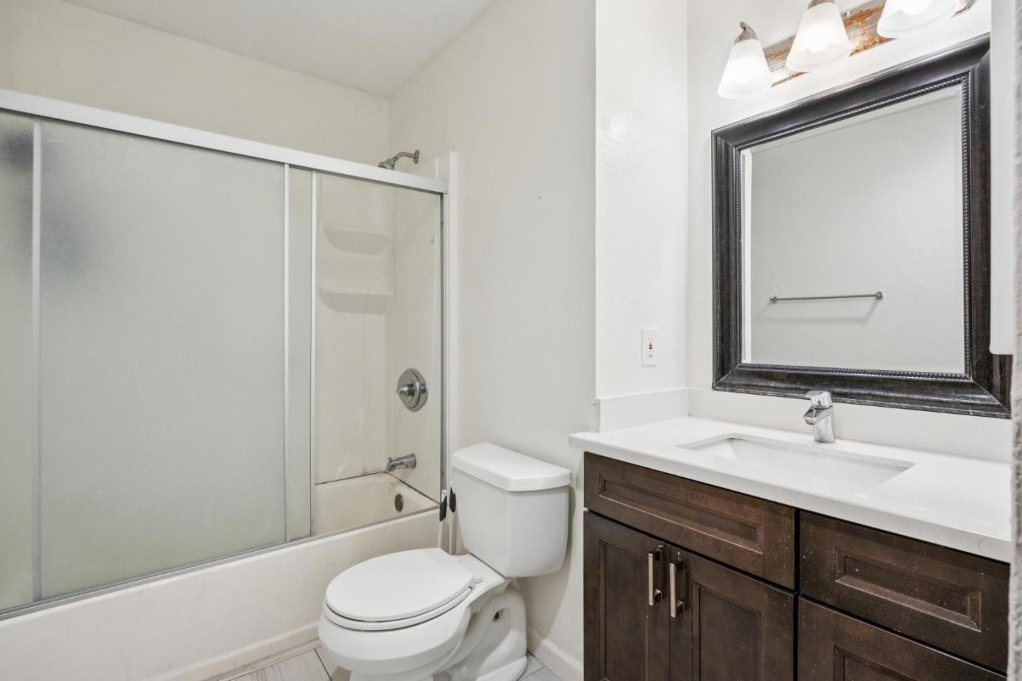 1511 Chabot Way