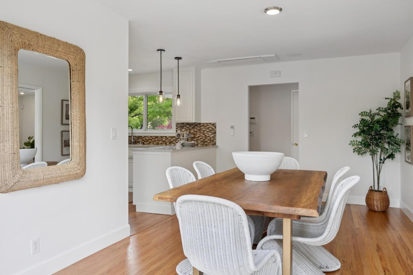 103 Belwood Gateway
