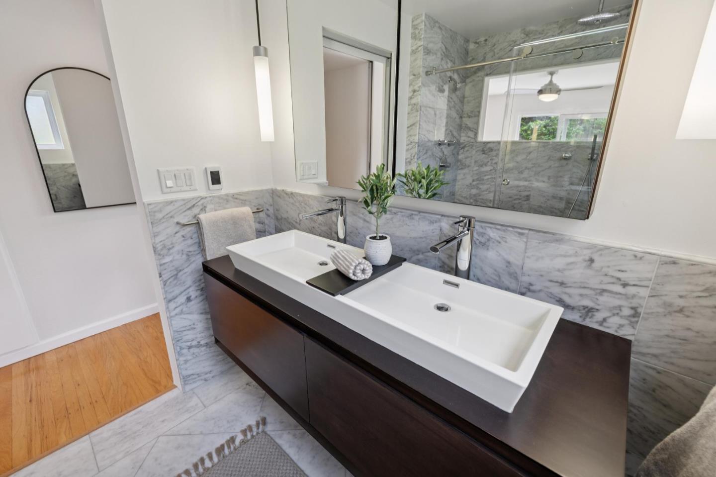 103 Belwood Gateway