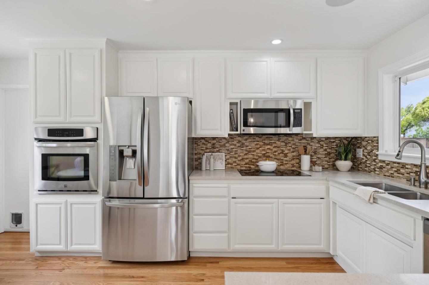 103 Belwood Gateway