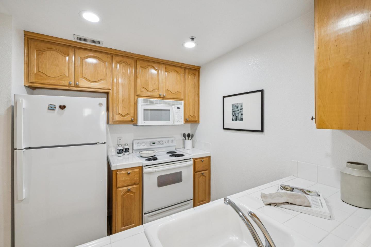 576 West Parr Avenue 32