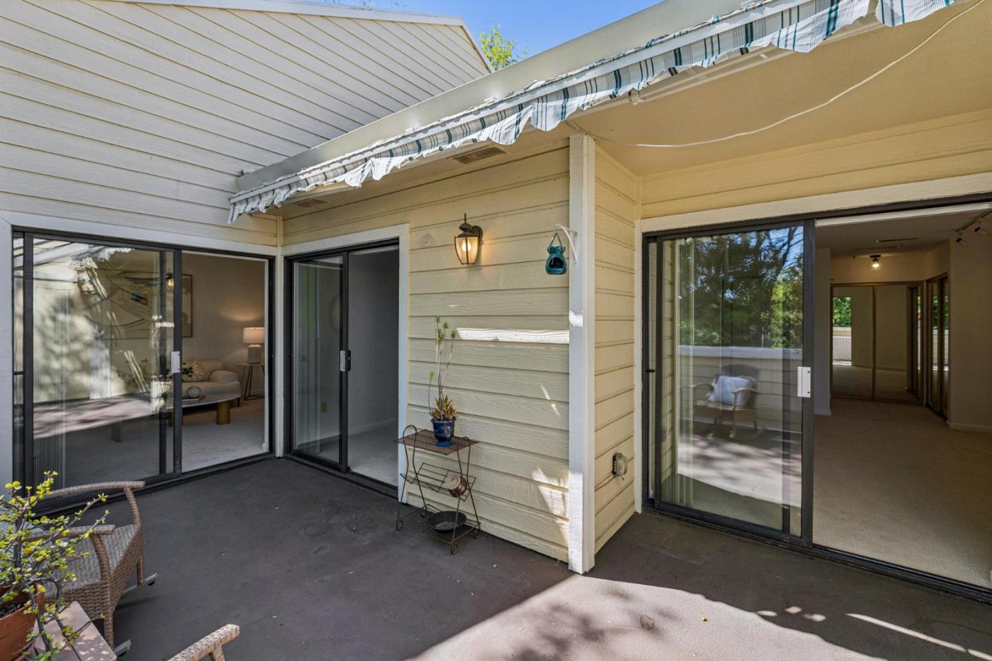576 West Parr Avenue 32