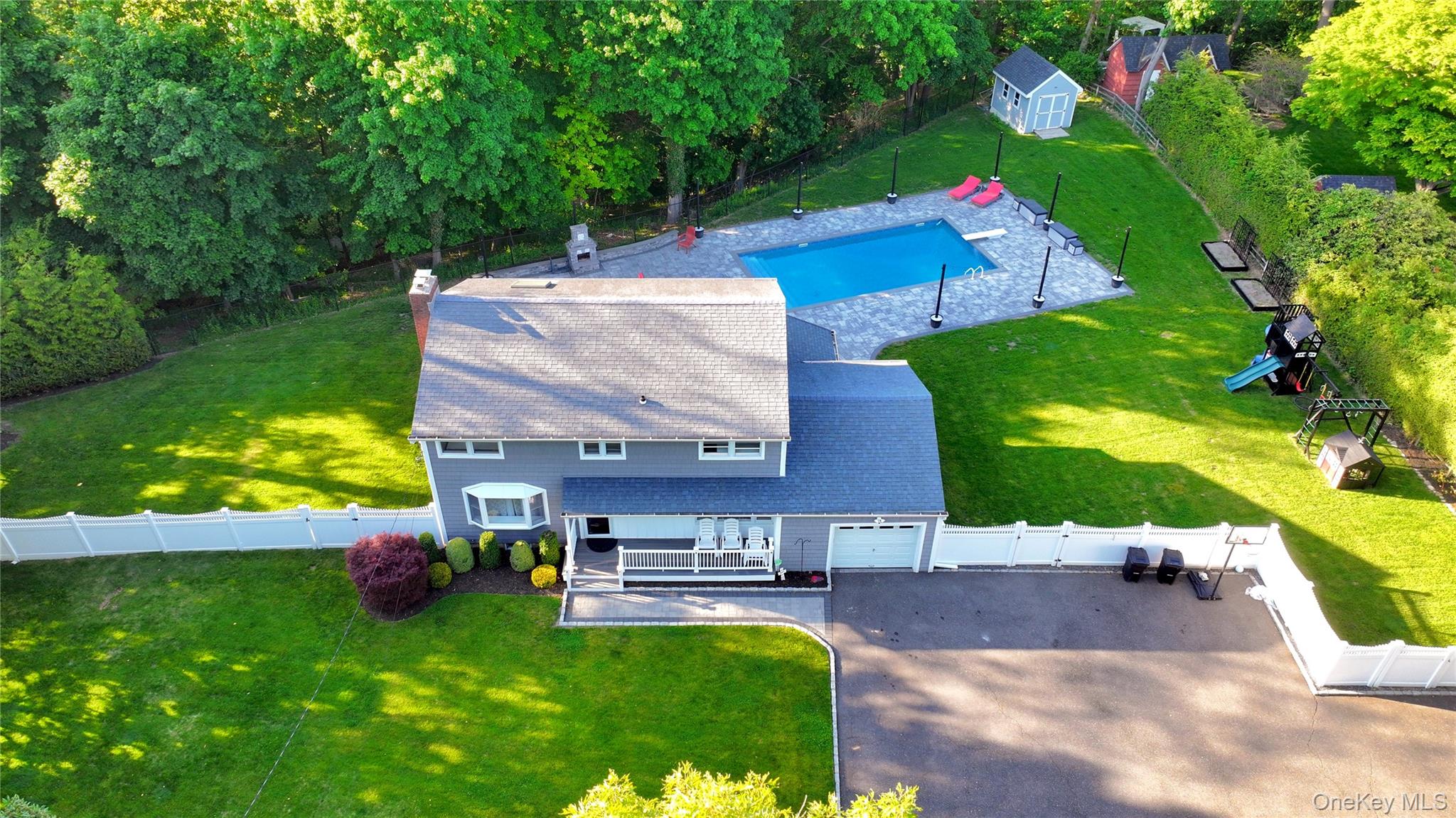 522 Moriches Road