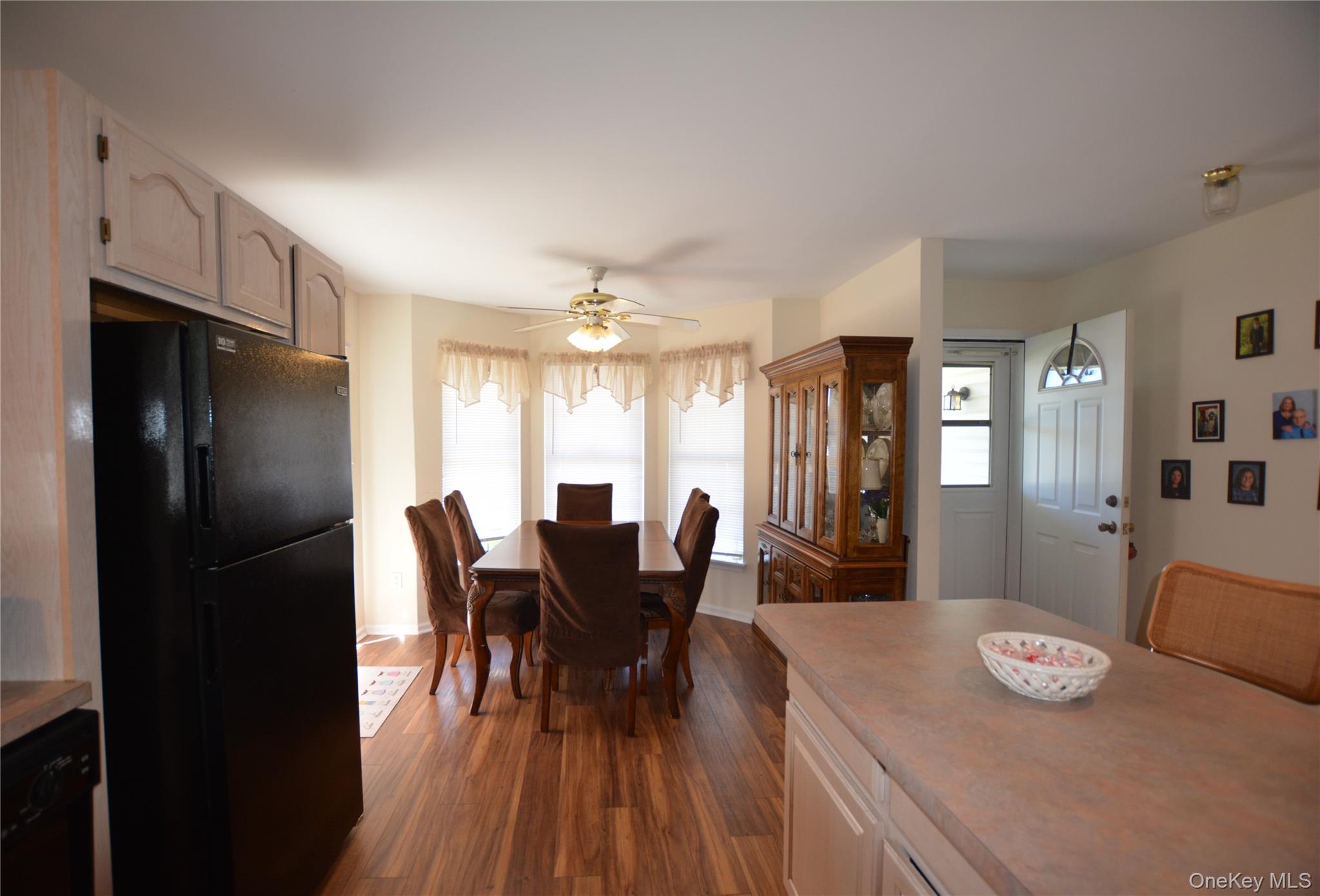 5190 Village Circle E
