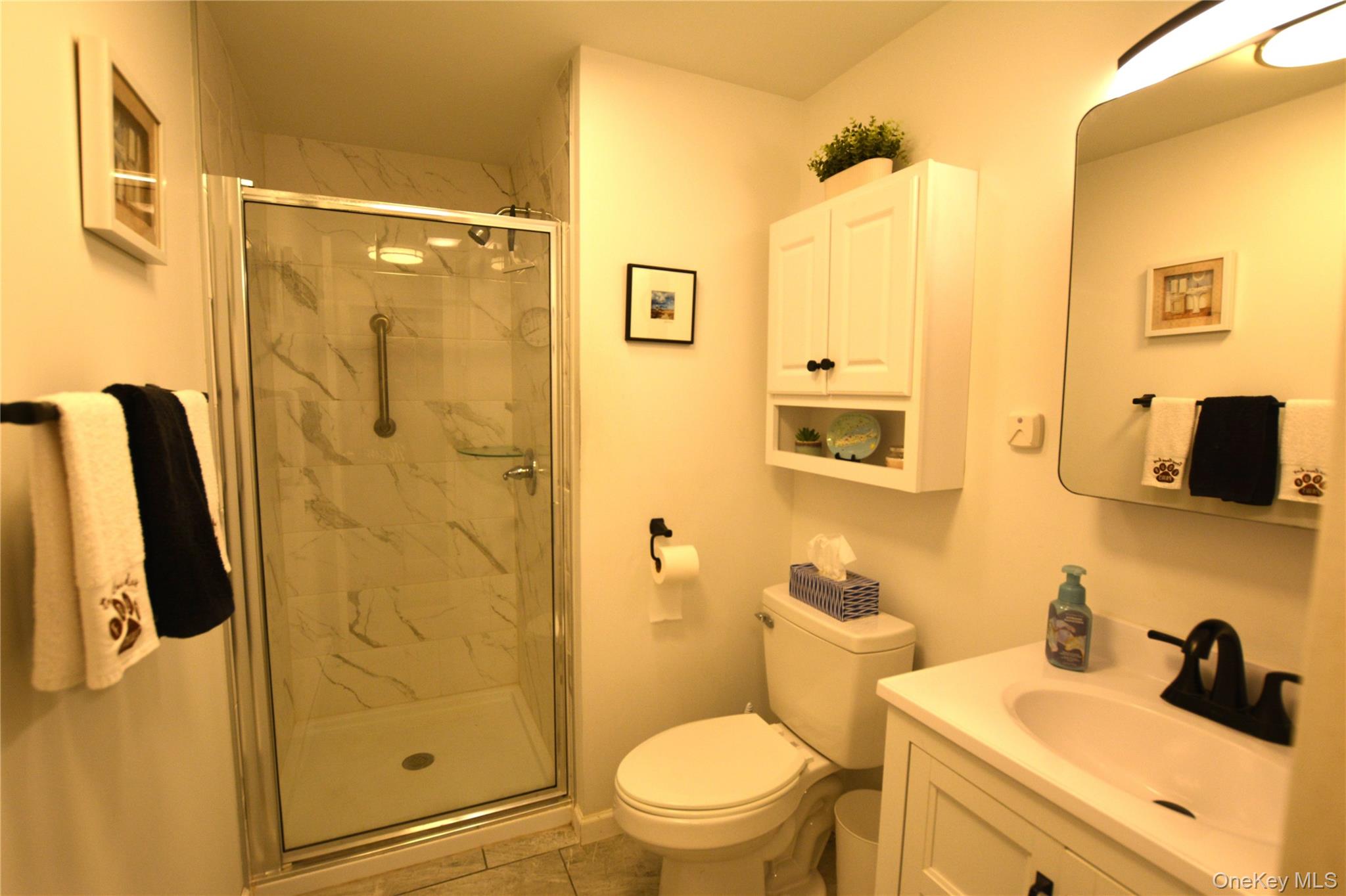 105 W Village Circle Unit: 105