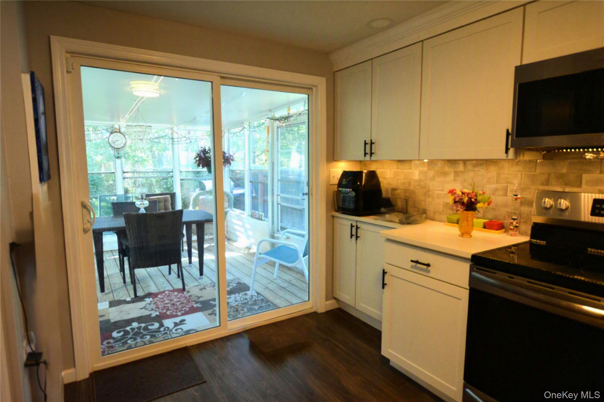 105 W Village Circle Unit: 105