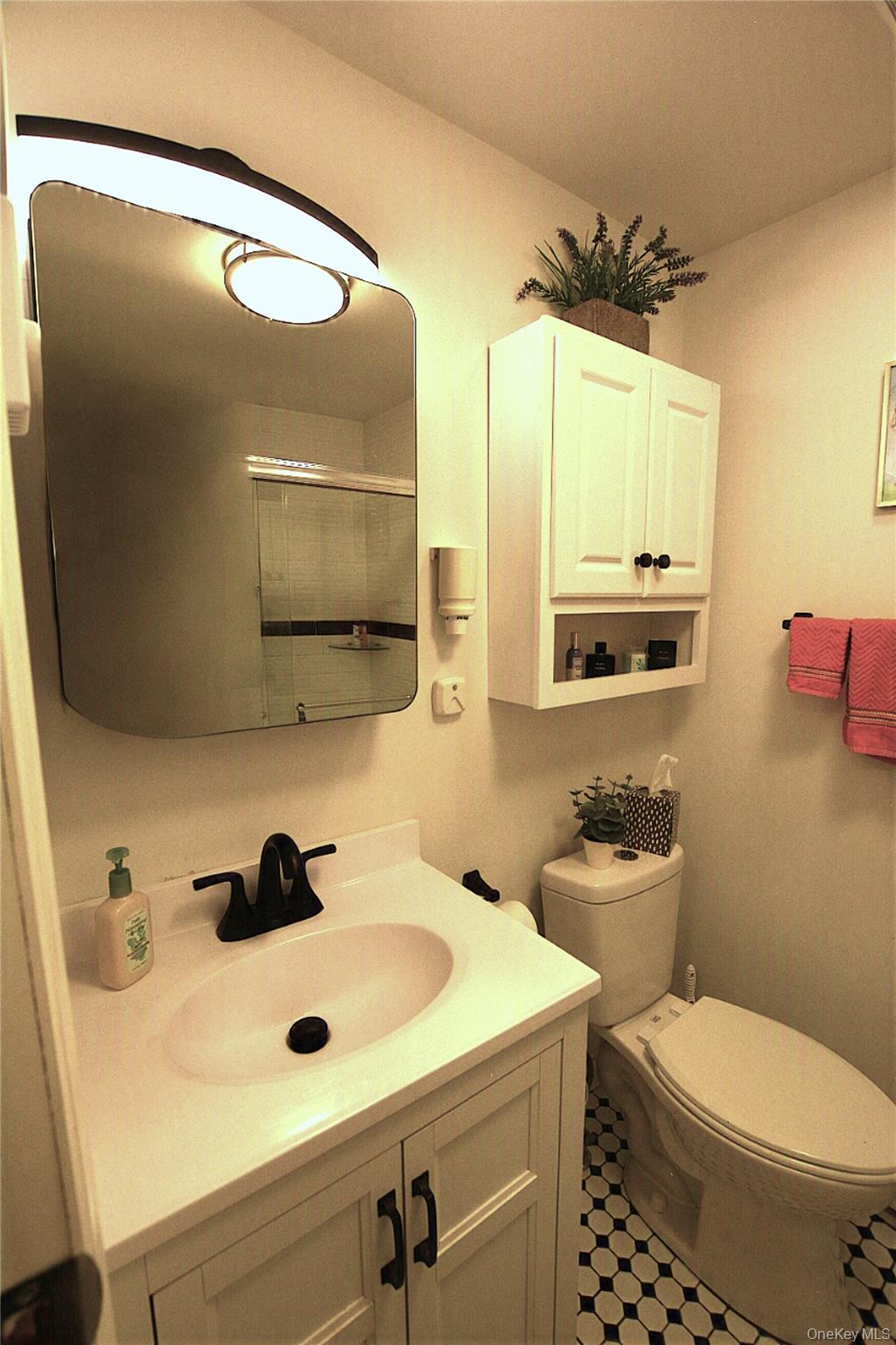 105 W Village Circle Unit: 105