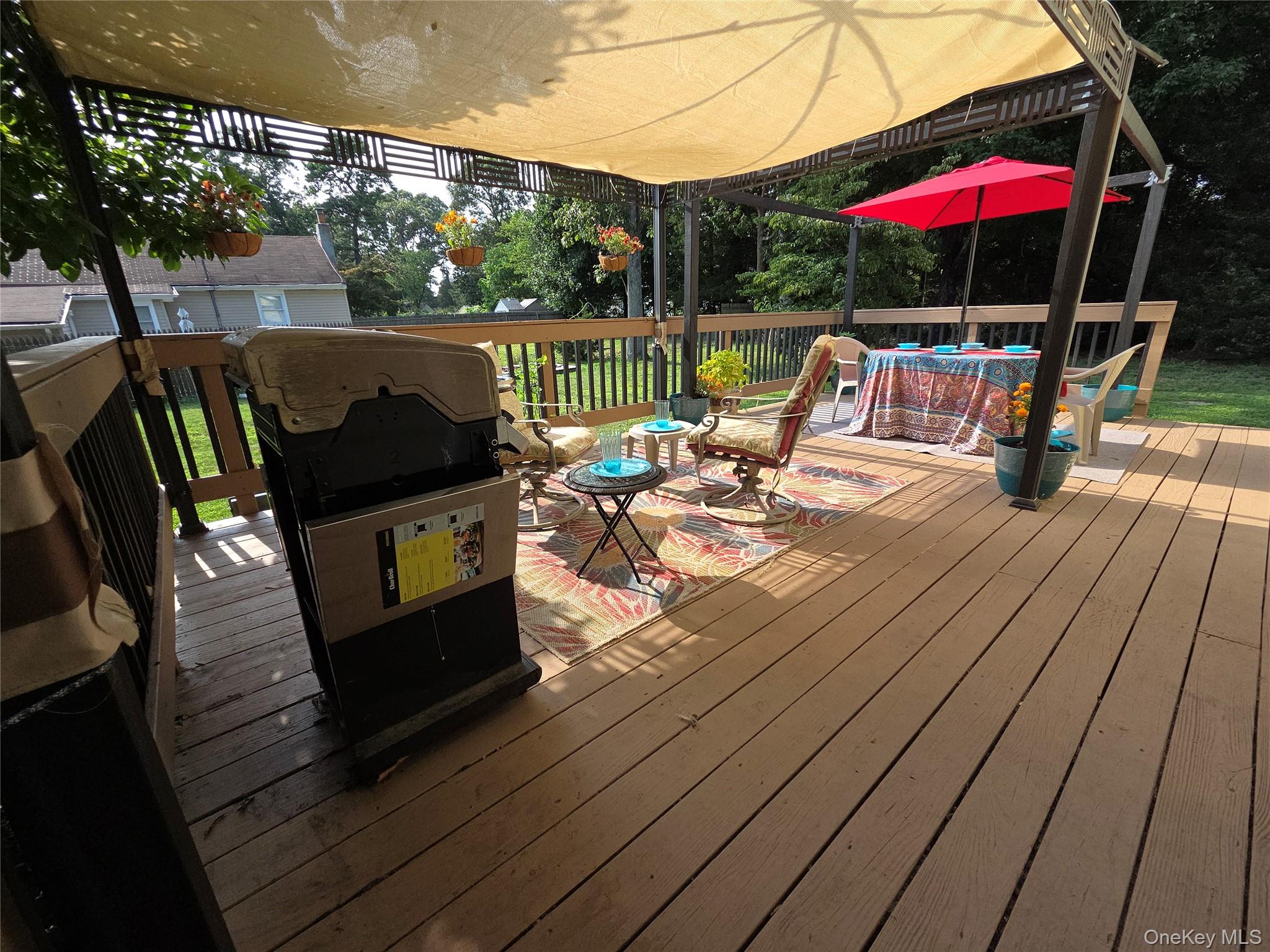 33 Elmwood Avenue