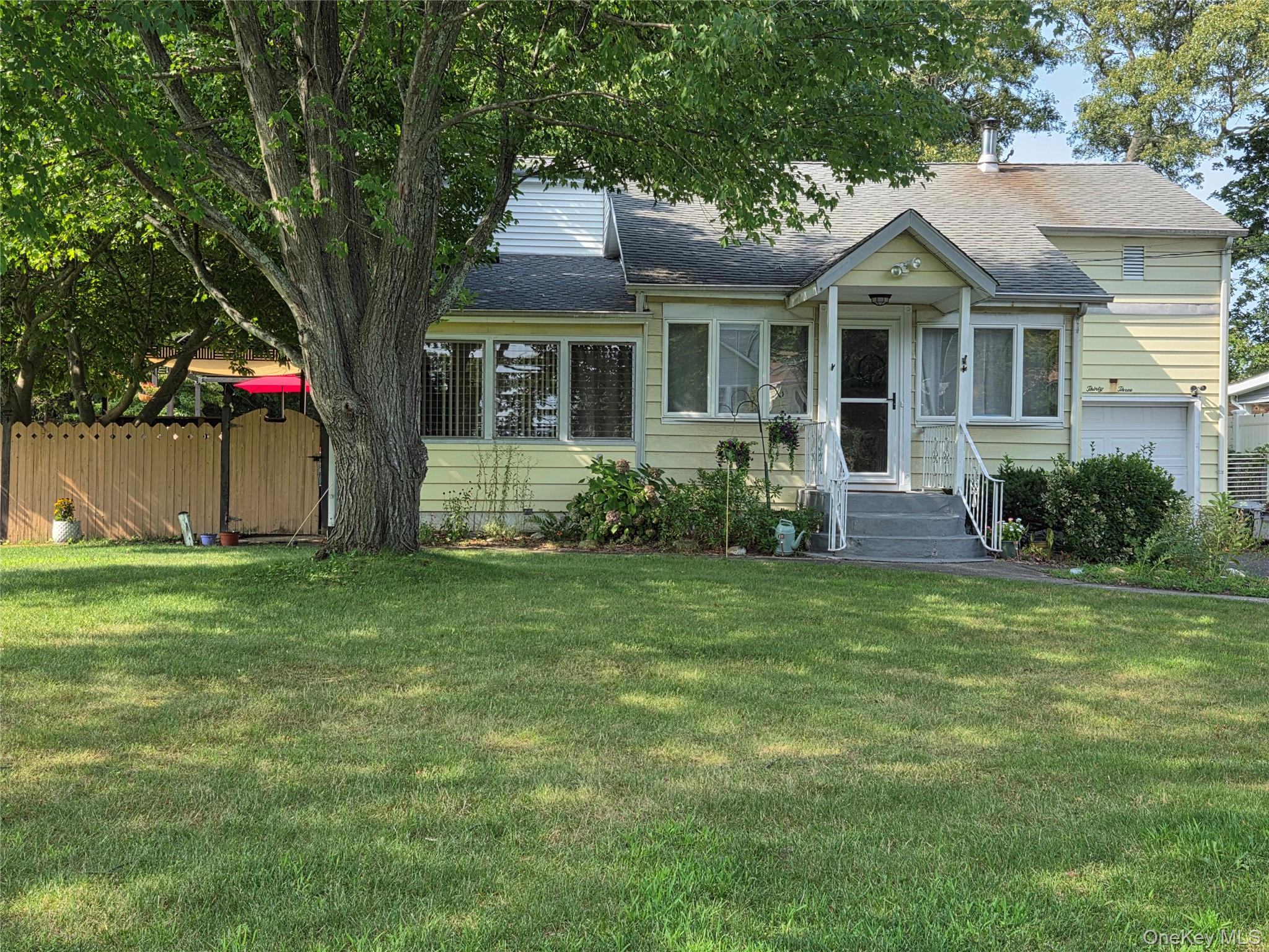 33 Elmwood Avenue