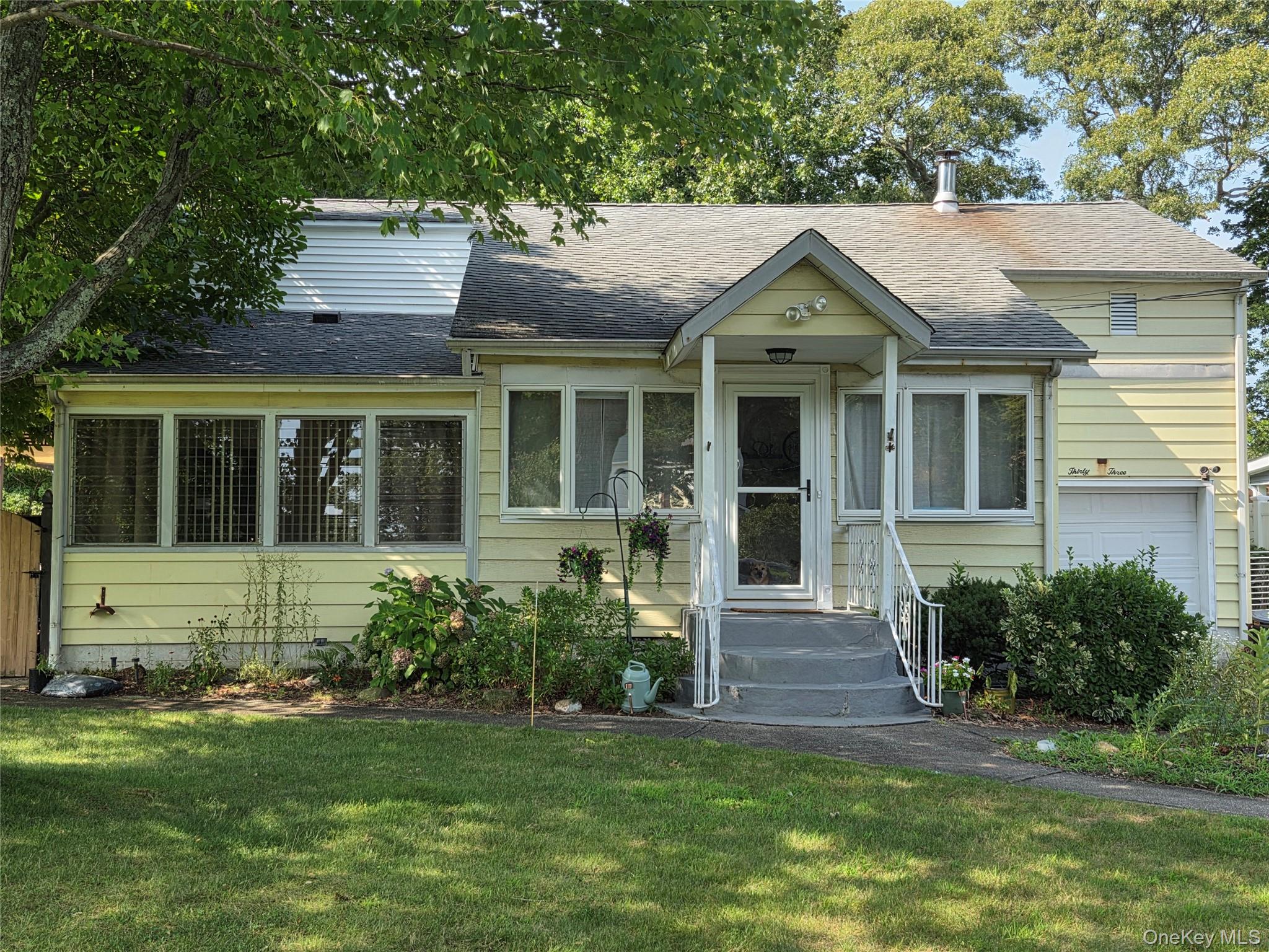 33 Elmwood Avenue