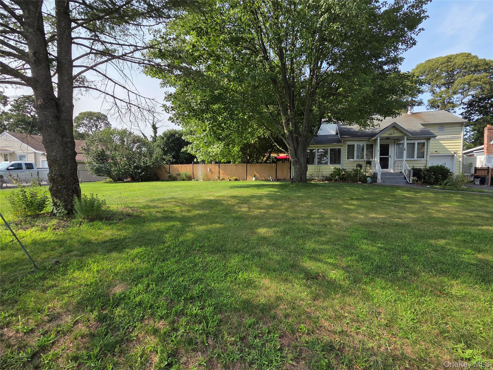 33 Elmwood Avenue