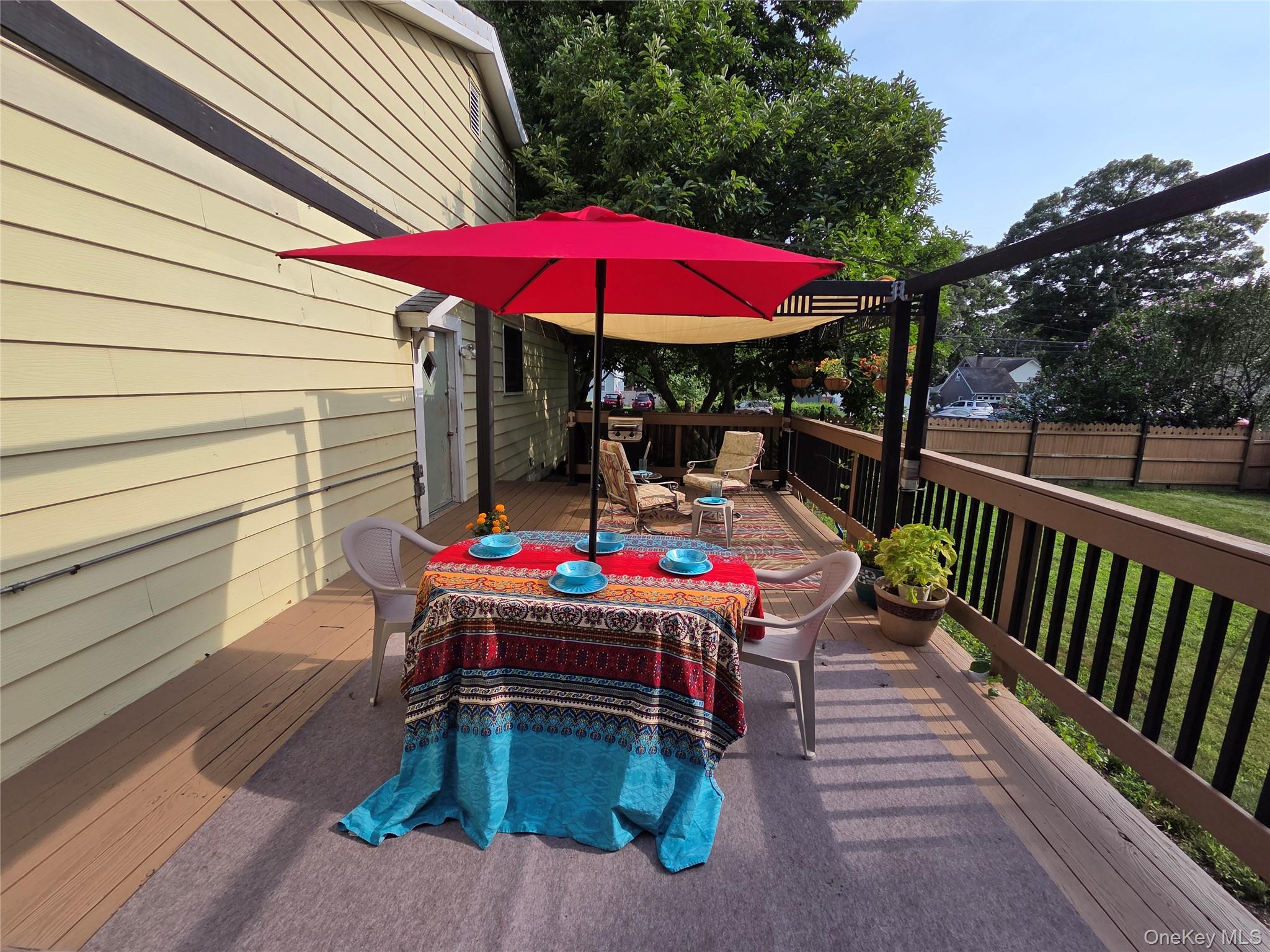 33 Elmwood Avenue