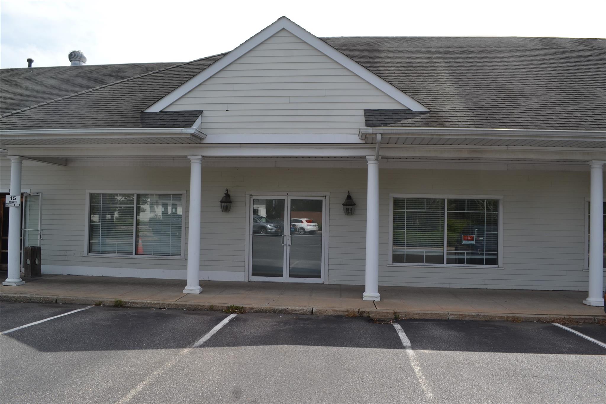 295 montauk Highway Unit: 4