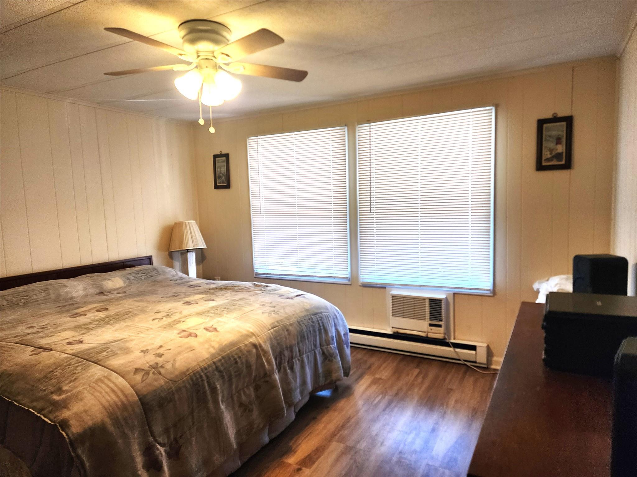110 Village Circle W