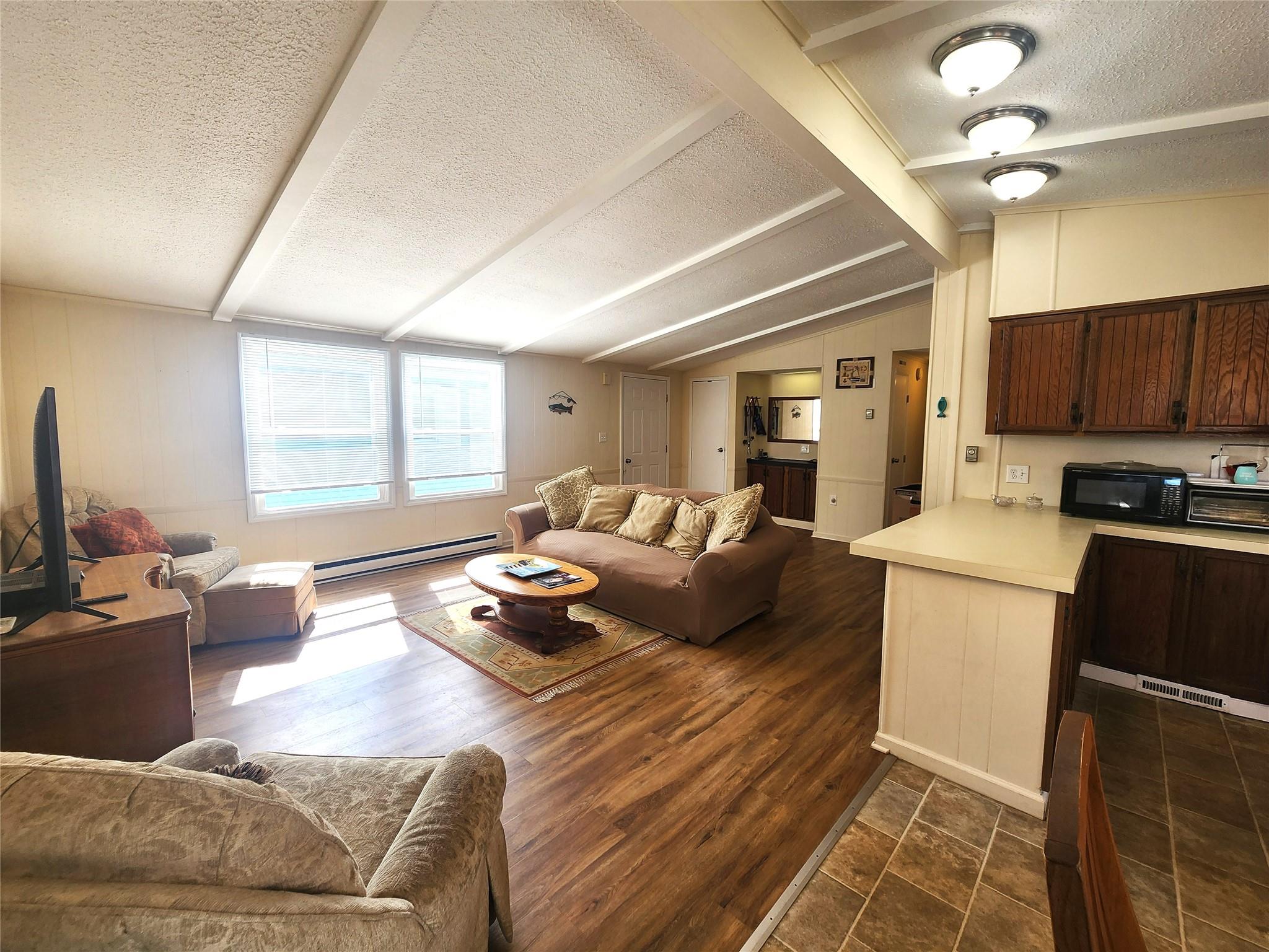 110 Village Circle W