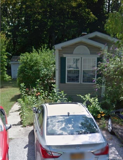 1538 Speonk Riverhead Road Unit: 6