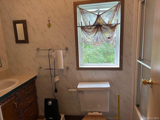 1538 Speonk Riverhead Road Unit: 6