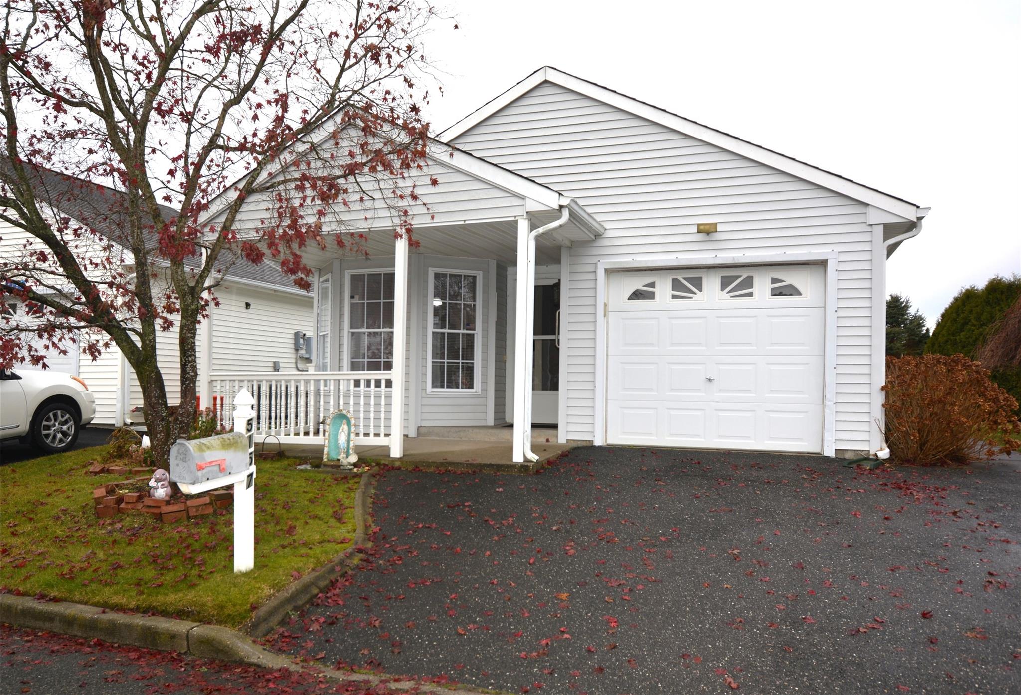 5157 Village Circle E