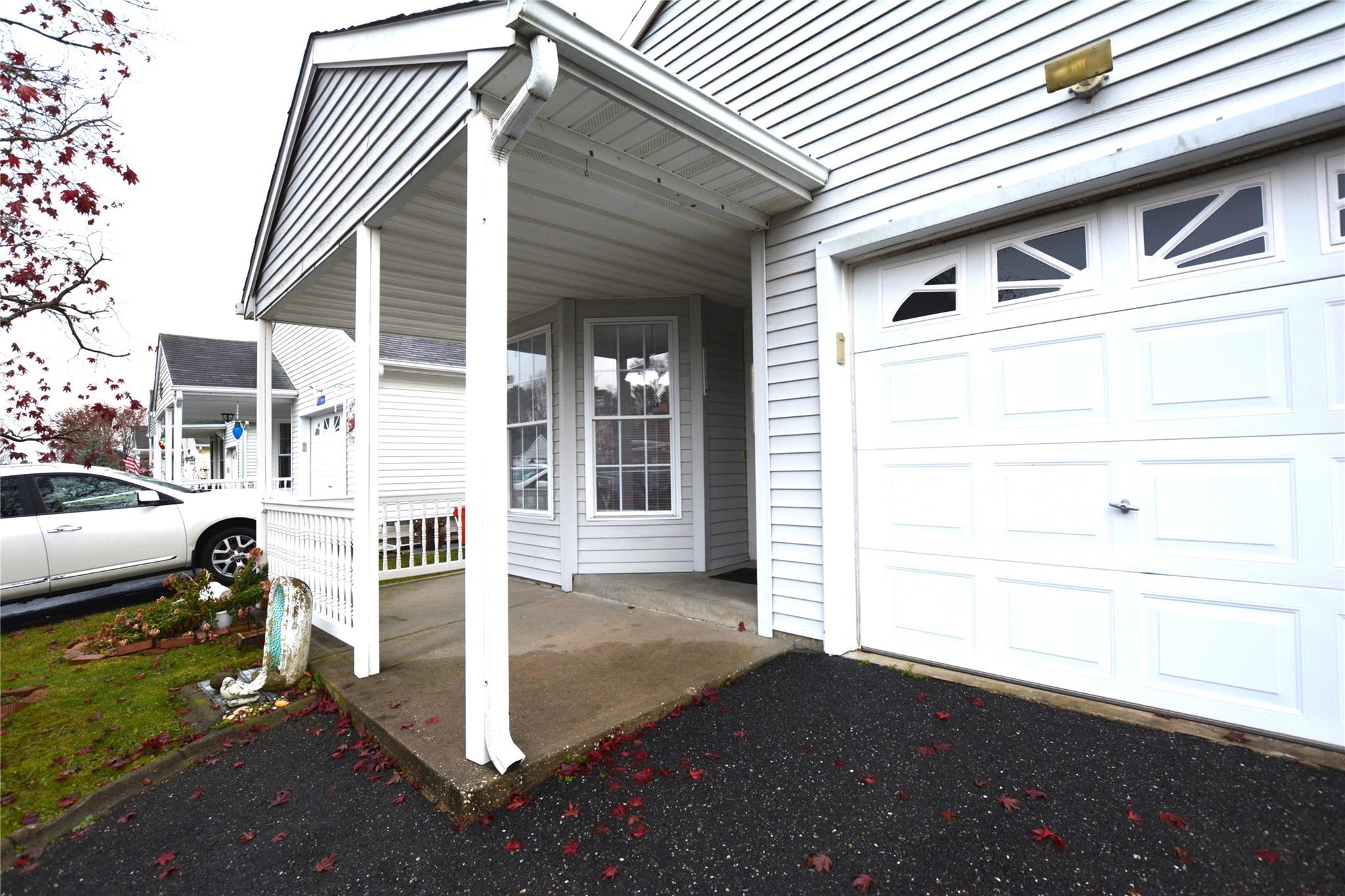 5157 Village Circle E