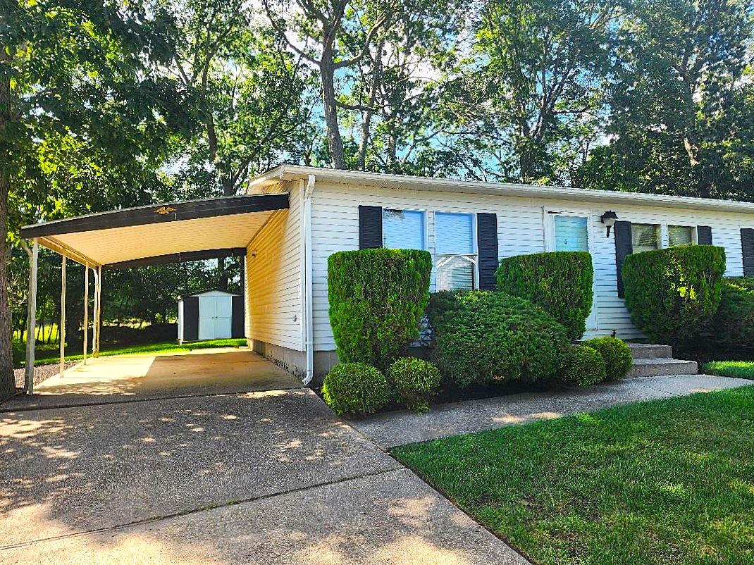 1407 Middle Road Unit: 48