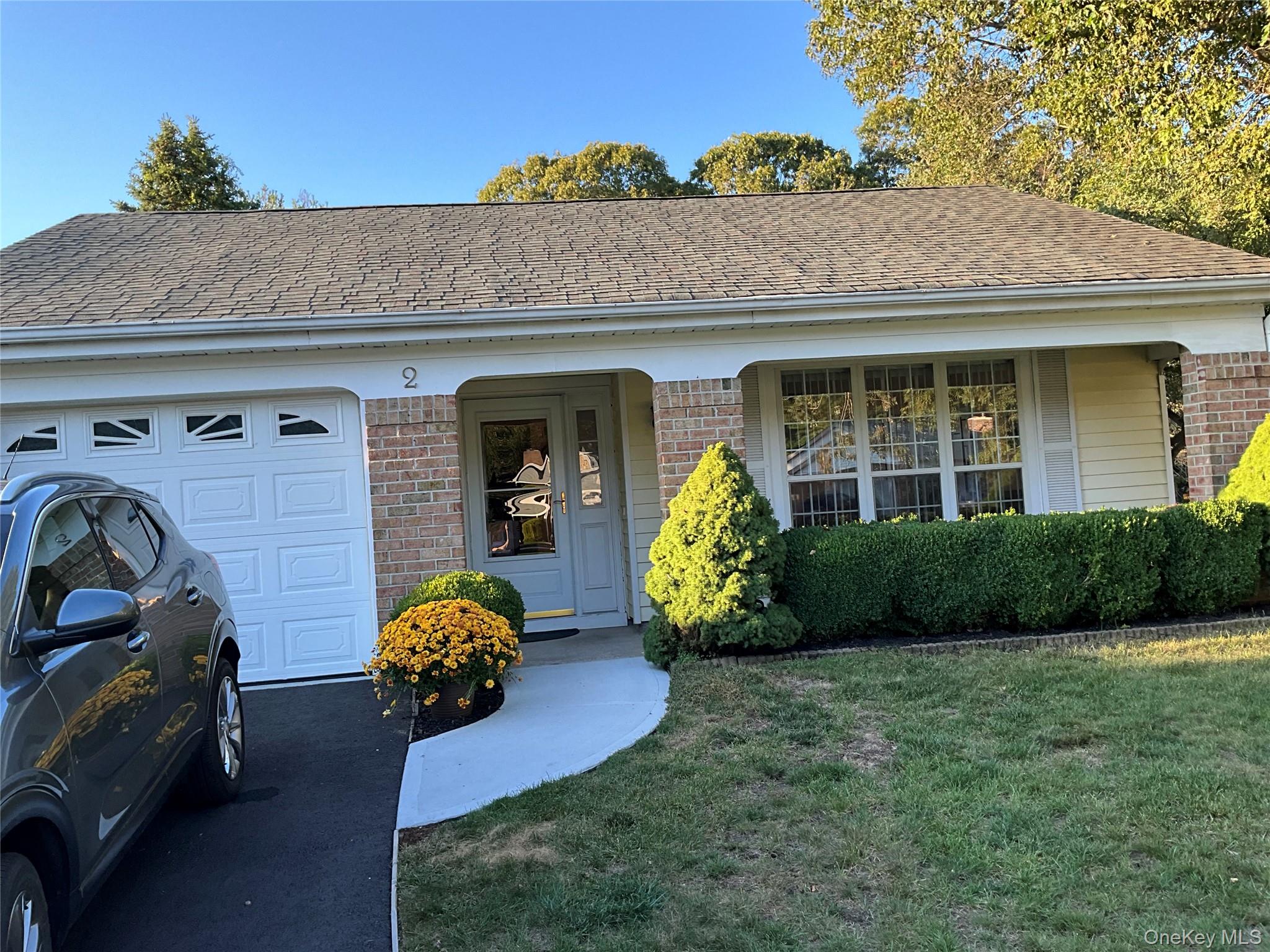 2 Kingston Drive