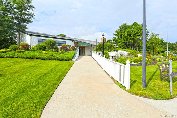 19 Dogwood Lane