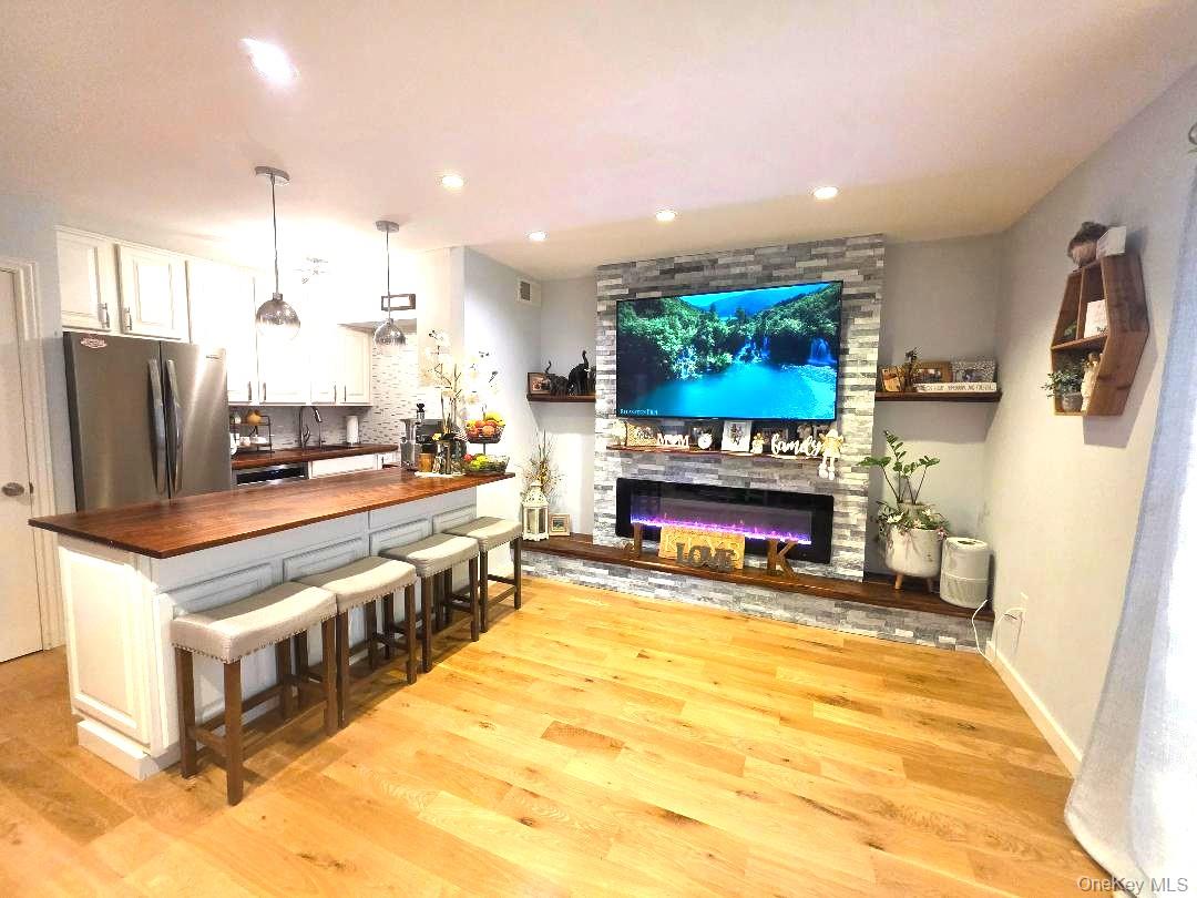 565 Avenue A Unit: 104