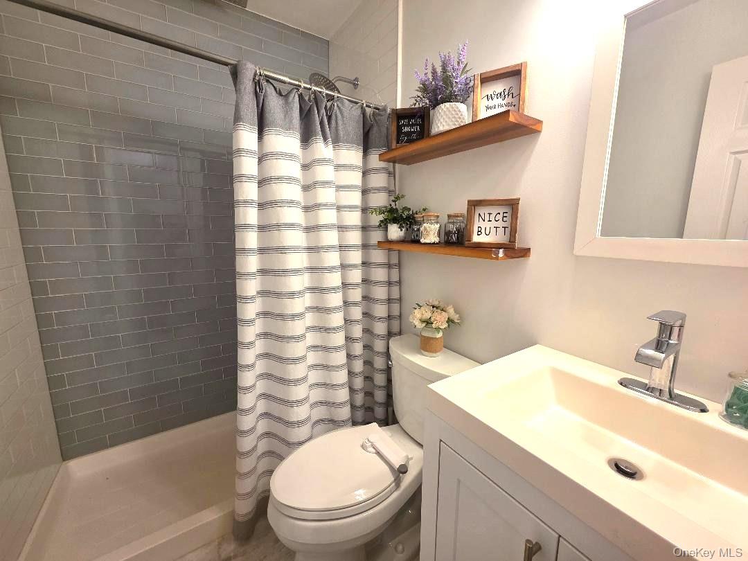 565 Avenue A Unit: 104