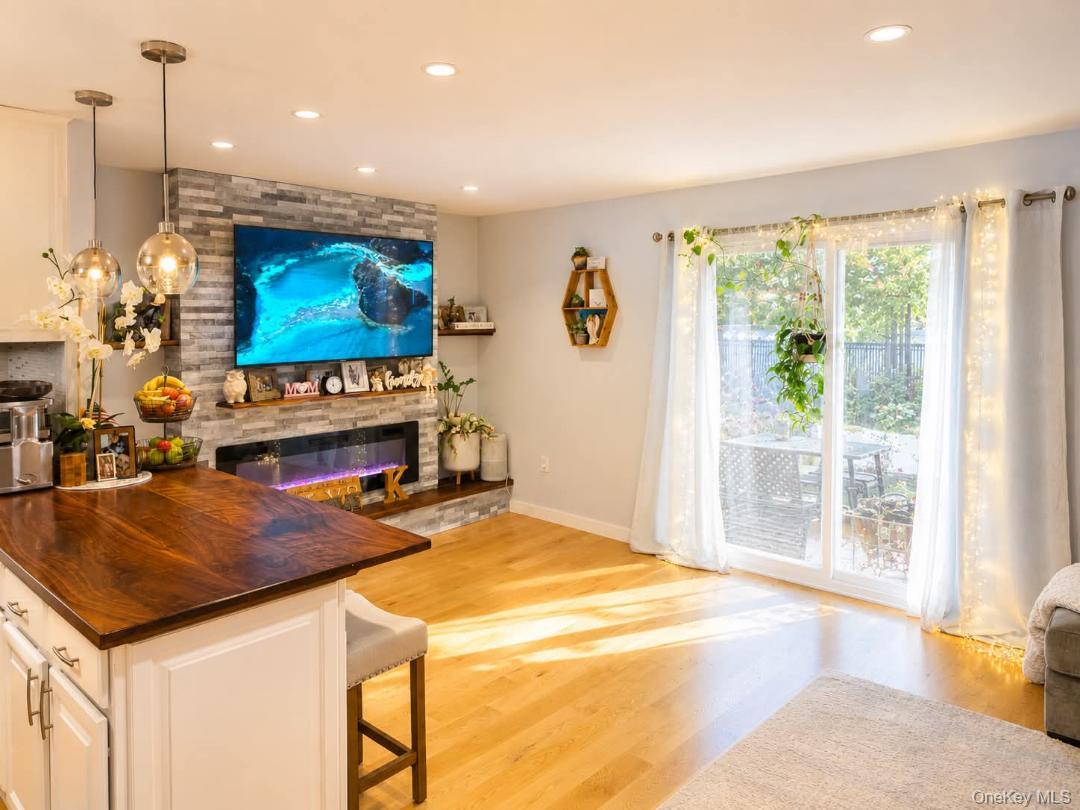 565 Avenue A Unit: 104