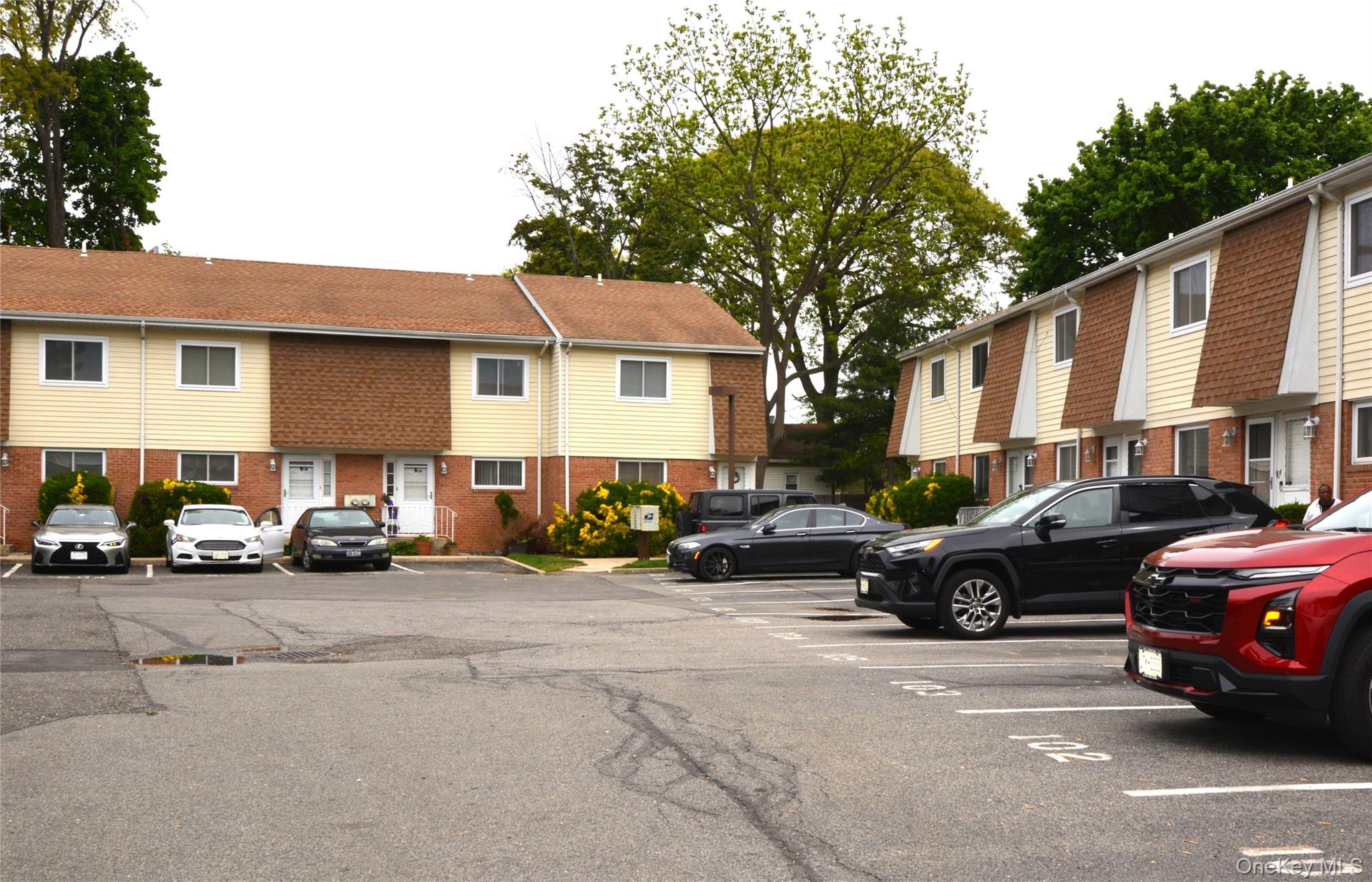 565 Avenue A Unit: 104