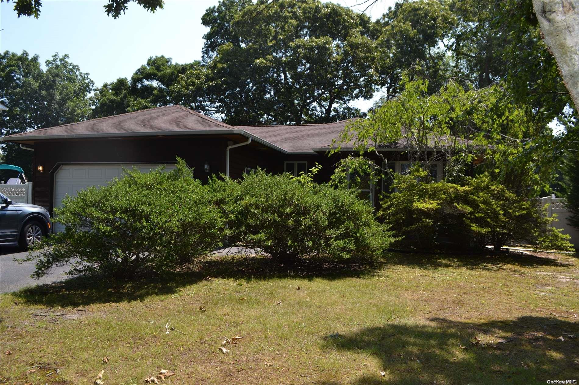 107 Old Neck Road