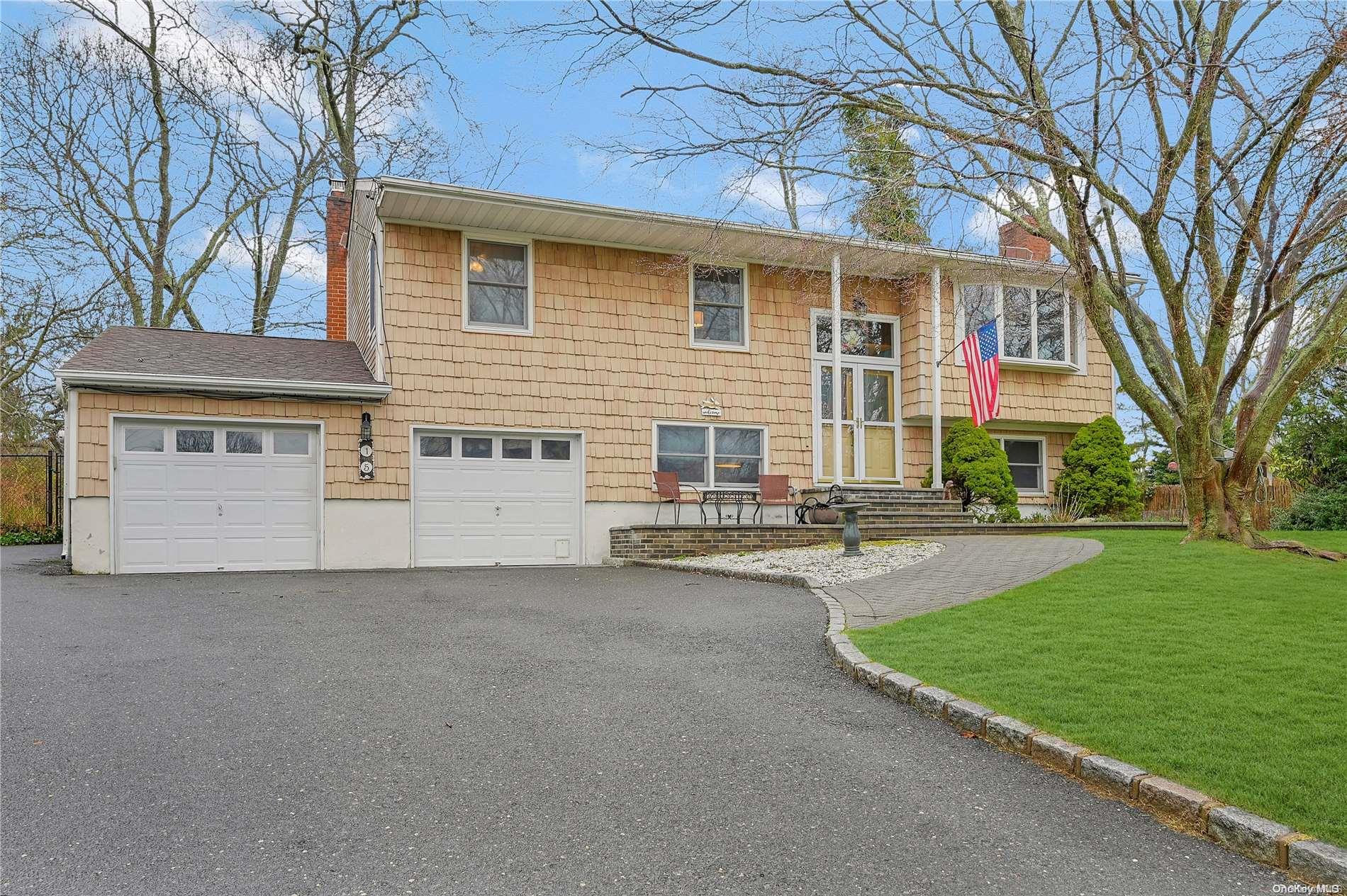 15 Newpoint Lane